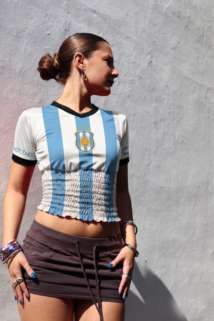 The Stripes, Light blue stripes, black V, sold out